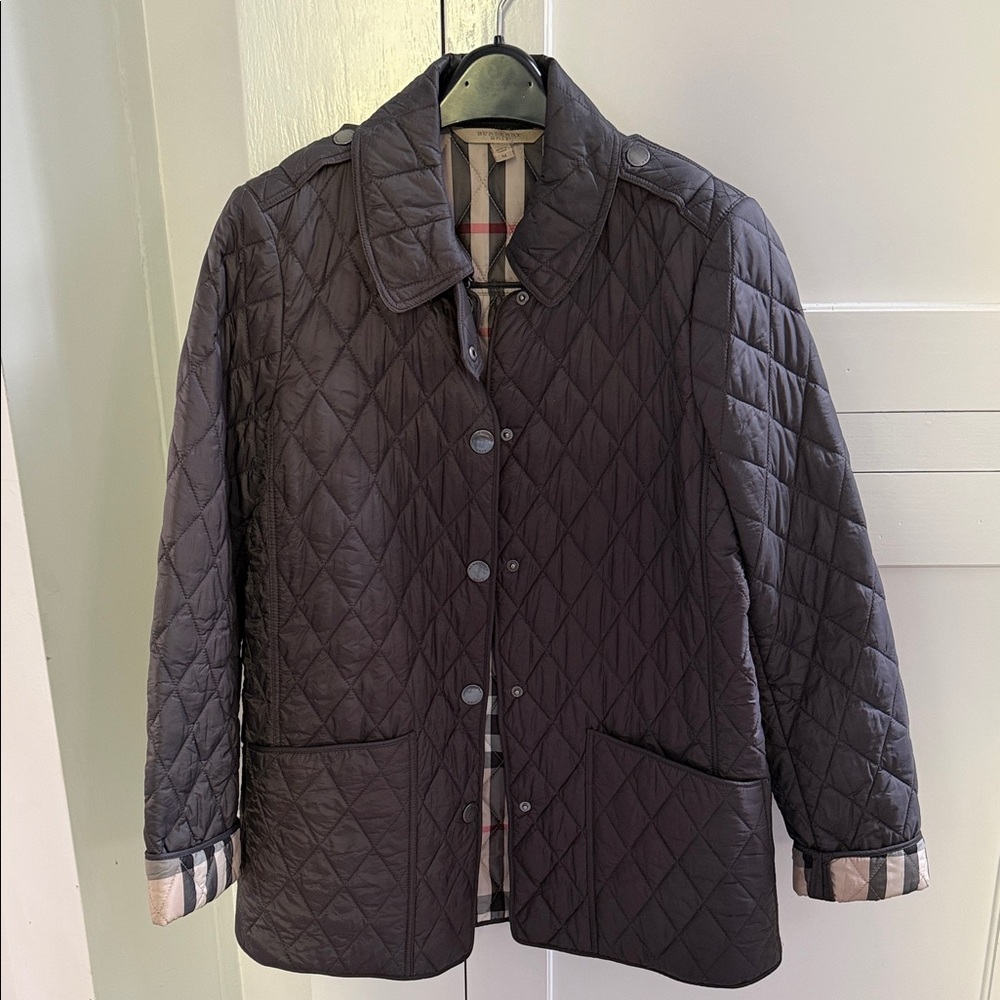 Burberry Quilted Jacket with Plaid Interior